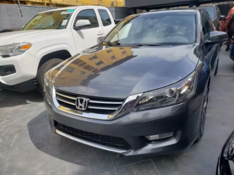 Honda Accord   - 2013