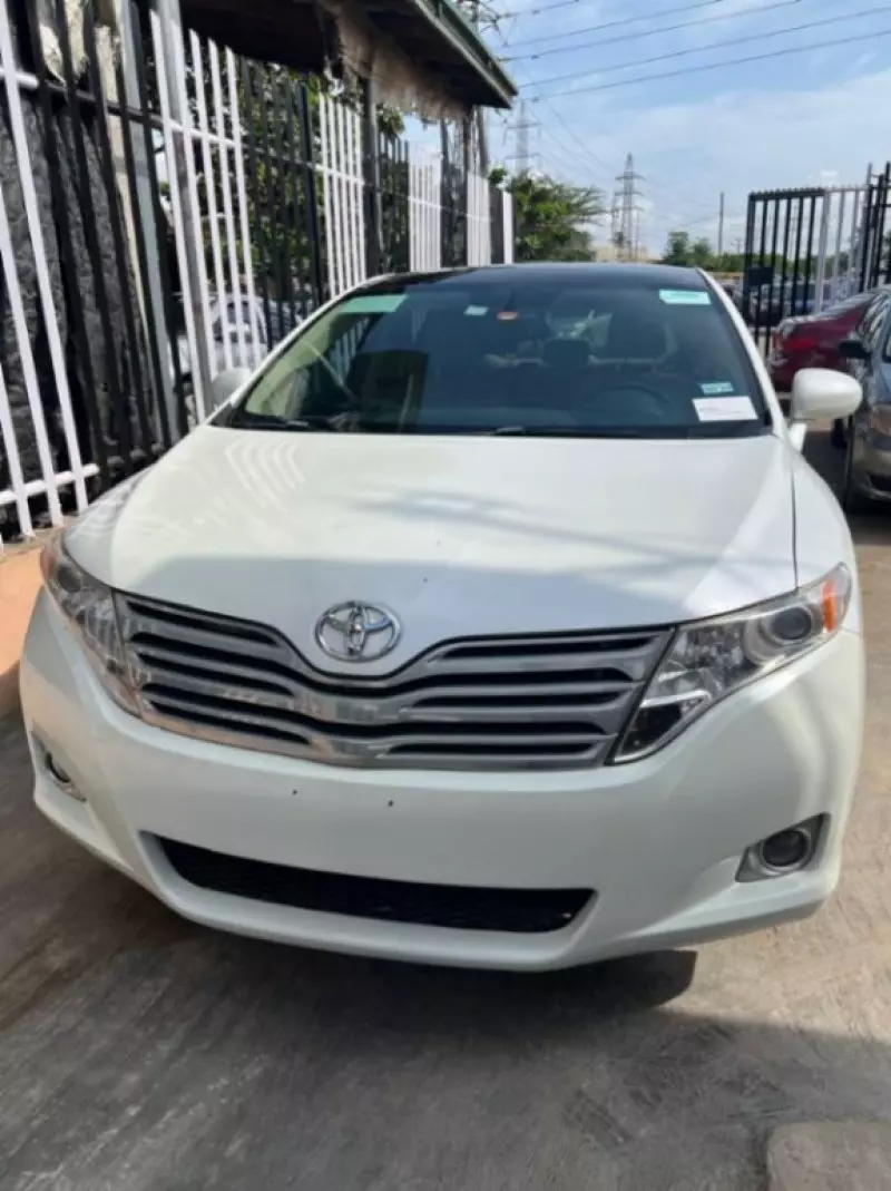 Toyota Venza   - 2010