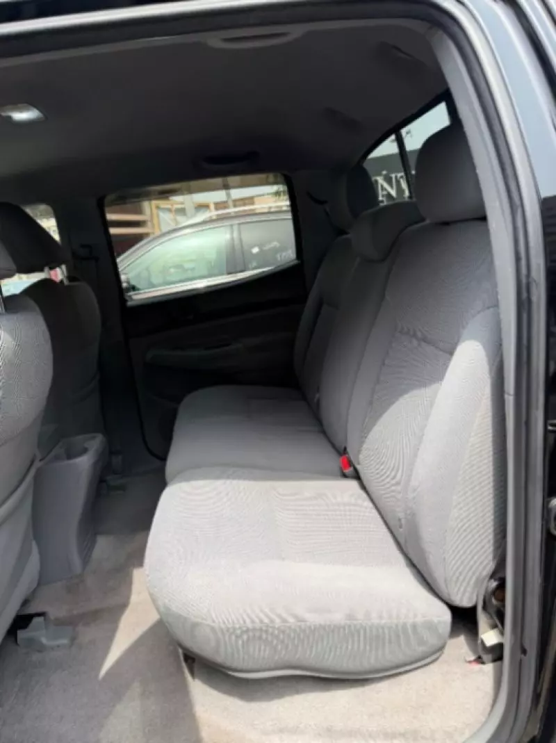 Toyota Tacoma   - 2010