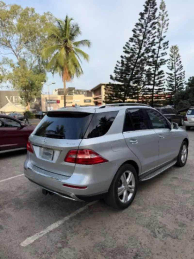 Mercedes-Benz ML-Class   - 2012