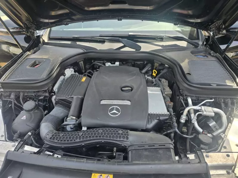 Mercedes-Benz GLC 300   - 2018