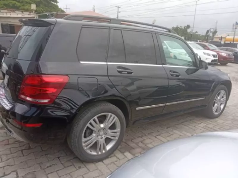 Mercedes-Benz GLK 350   - 2013