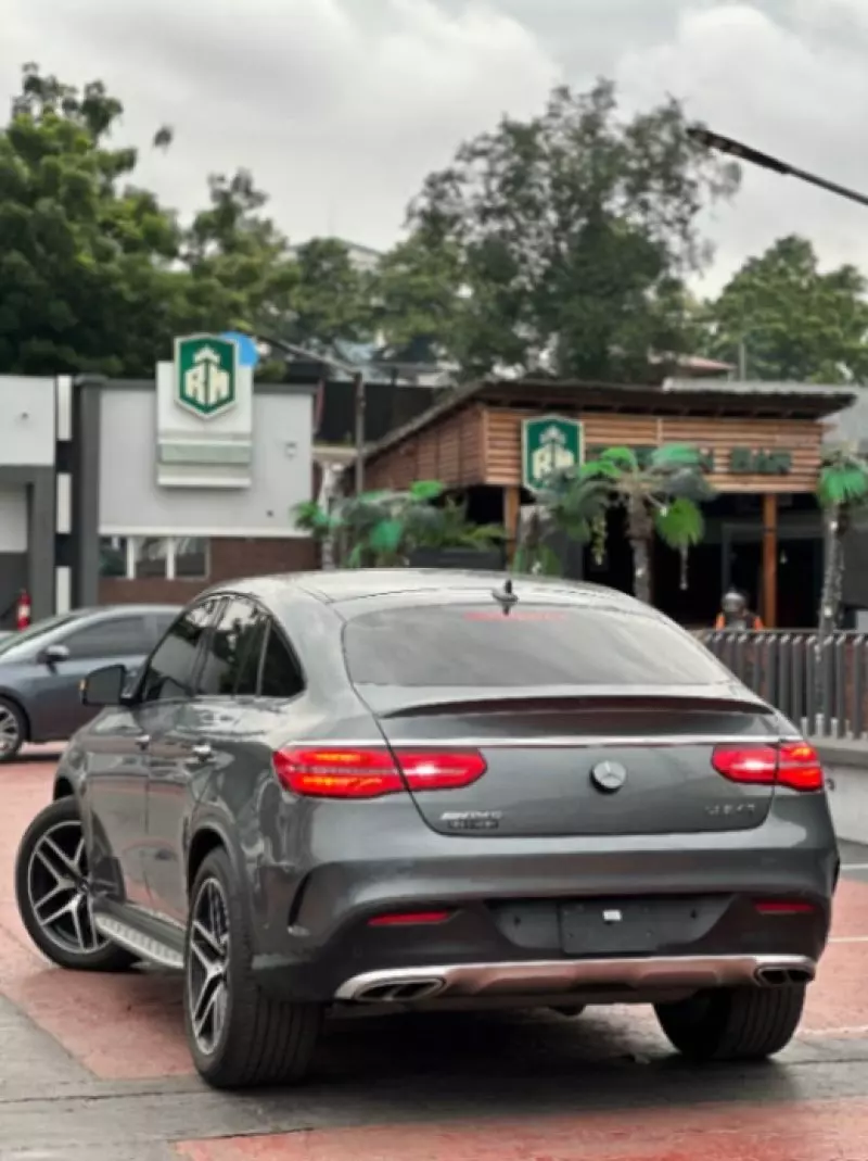 Mercedes-Benz GLE 43 AMG   - 2017