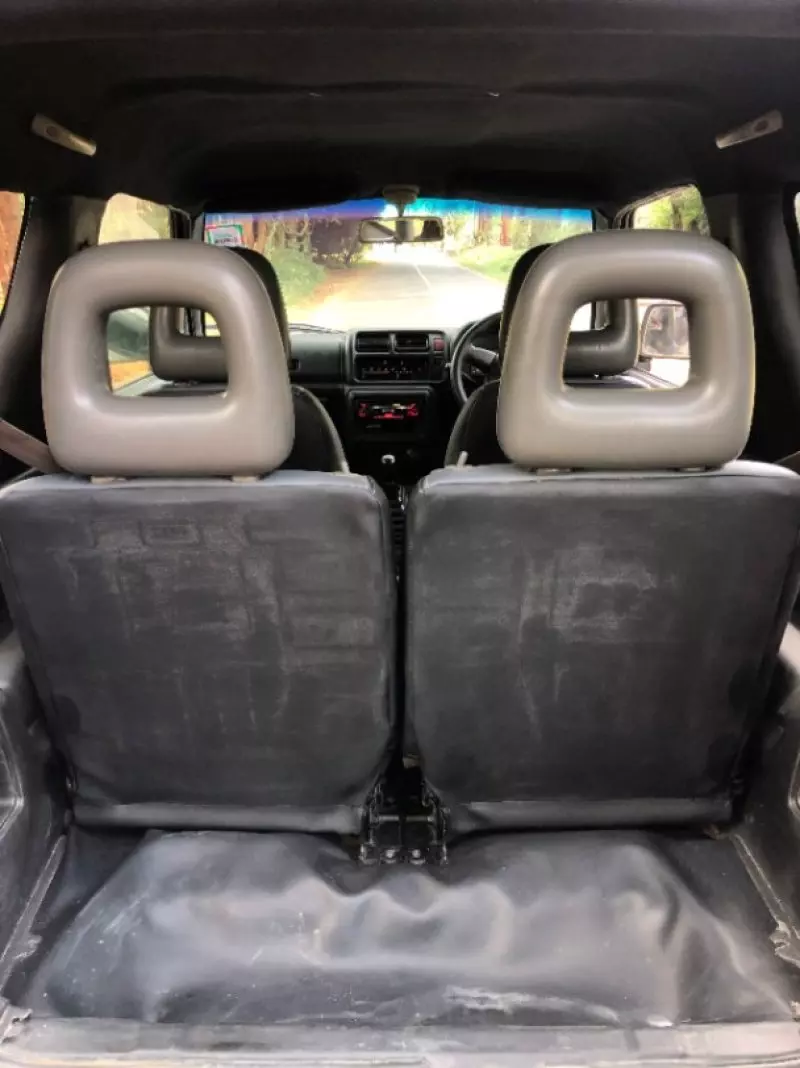 SUZUKI Jimny    - 2001