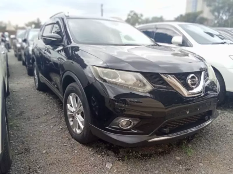 Nissan X-Trail   - 2016