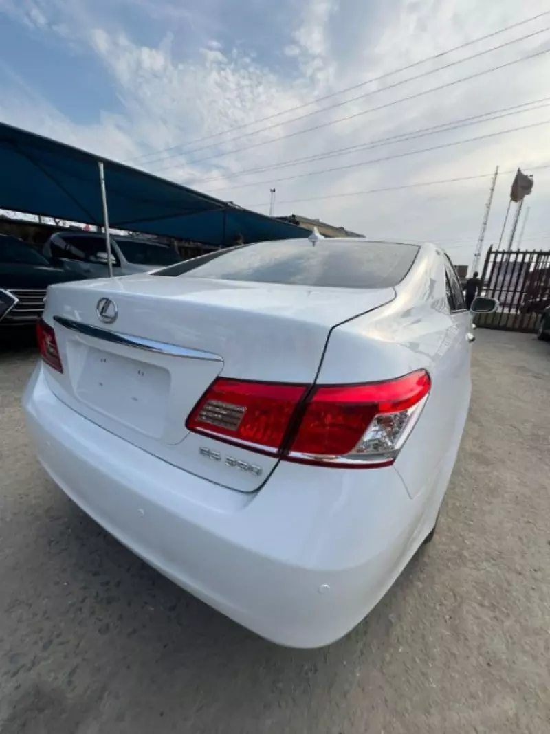 Lexus ES 350