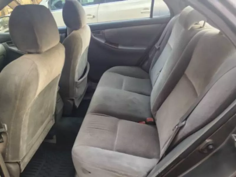 Toyota Corolla   - 2005