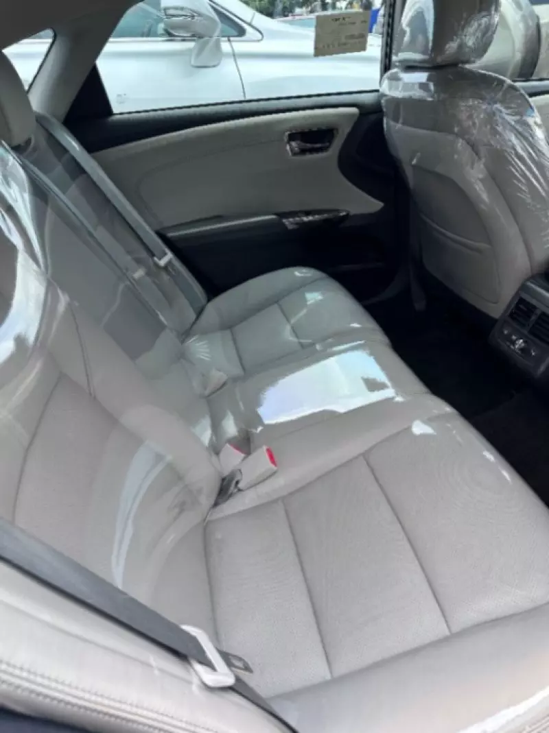 Toyota Avalon   - 2017