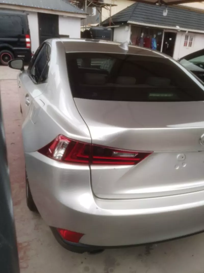 Lexus IS 250   - 2014