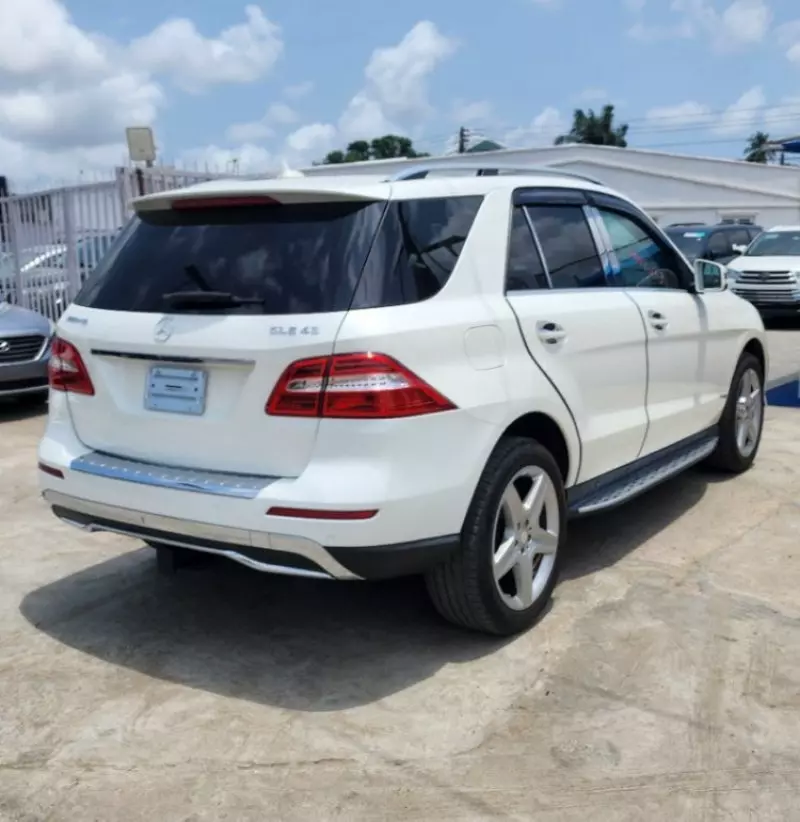 Mercedes-Benz ML 350   - 2015