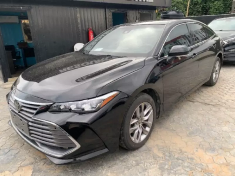Toyota Avalon   - 2020