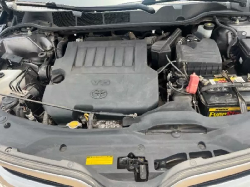 Toyota Venza   - 2013