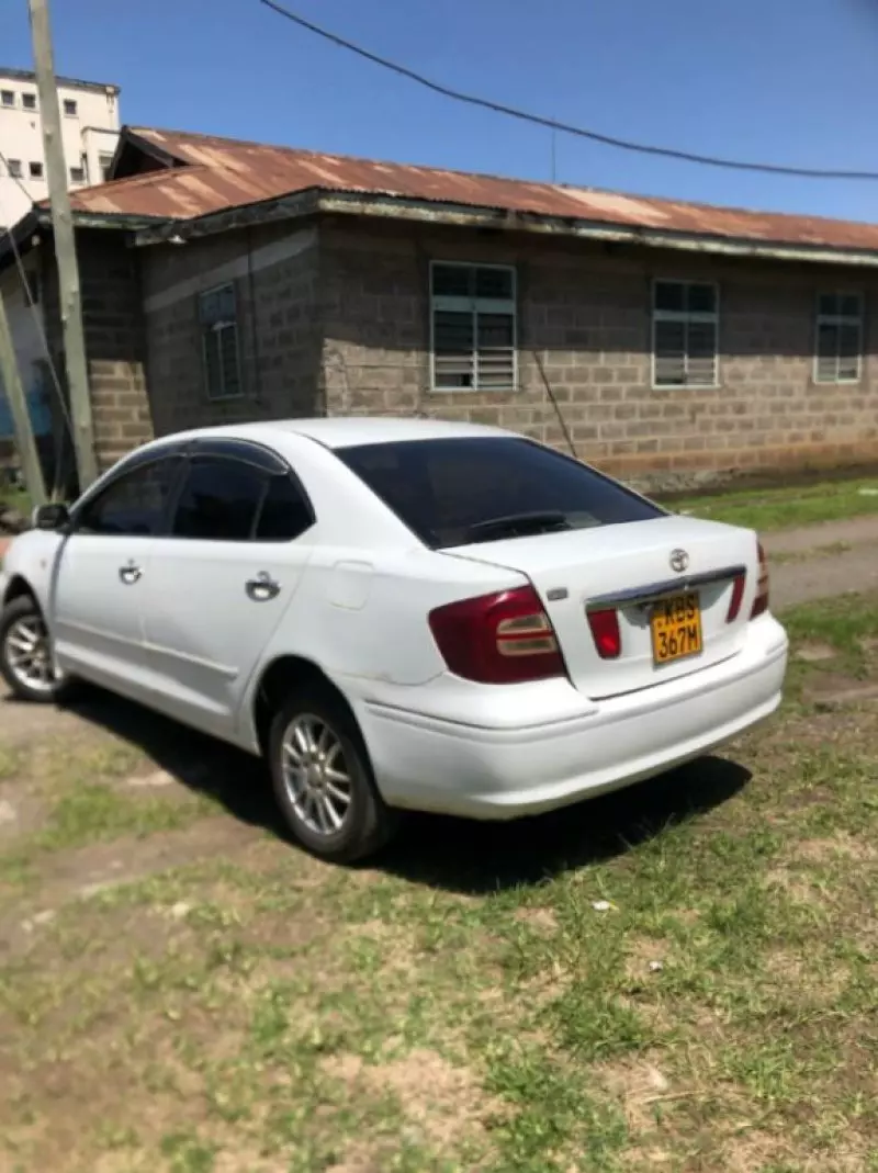 Toyota Premio    - 2007