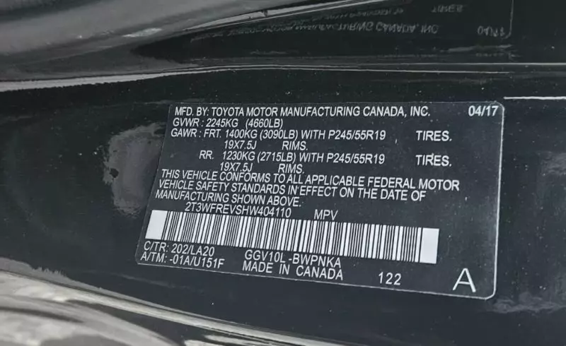 Toyota RAV4   - 2017