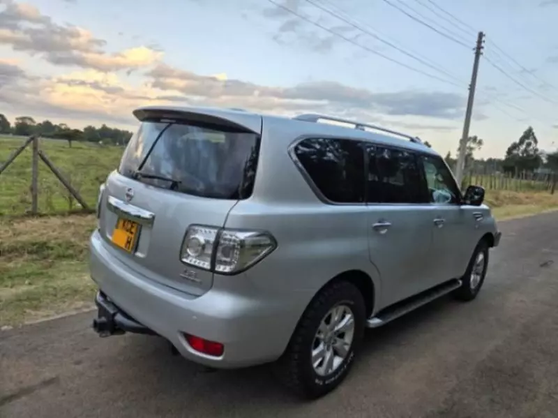 Nissan Patrol   - 2015