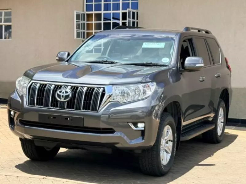 Toyota Land Cruiser VX   - 2018