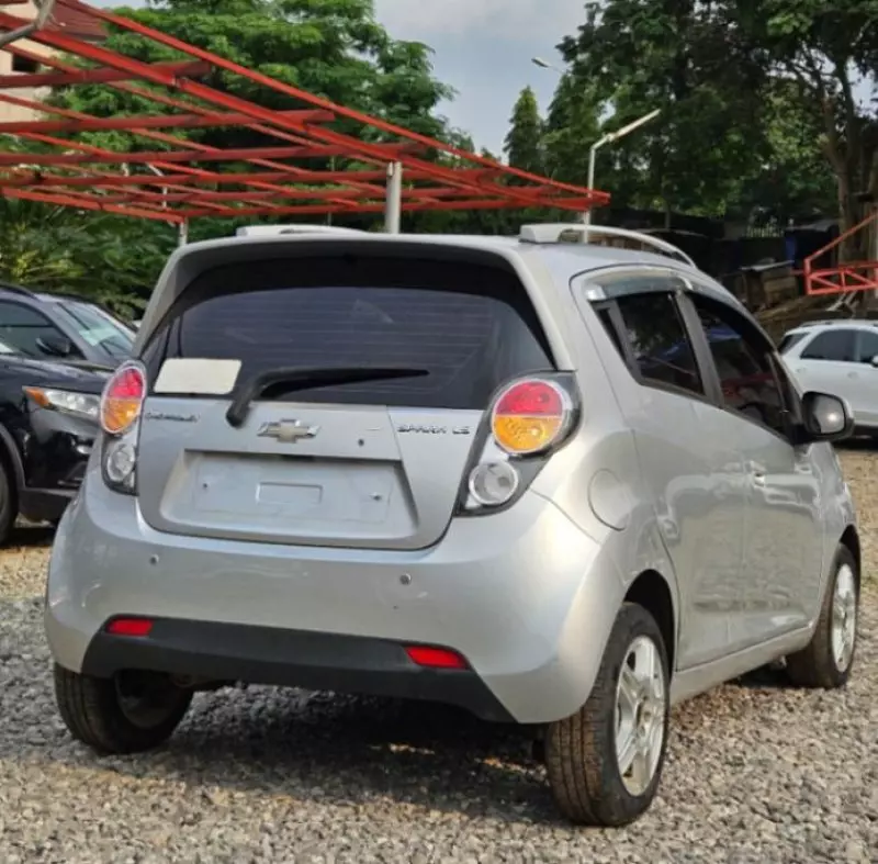 Chevrolet Spark   - 2010