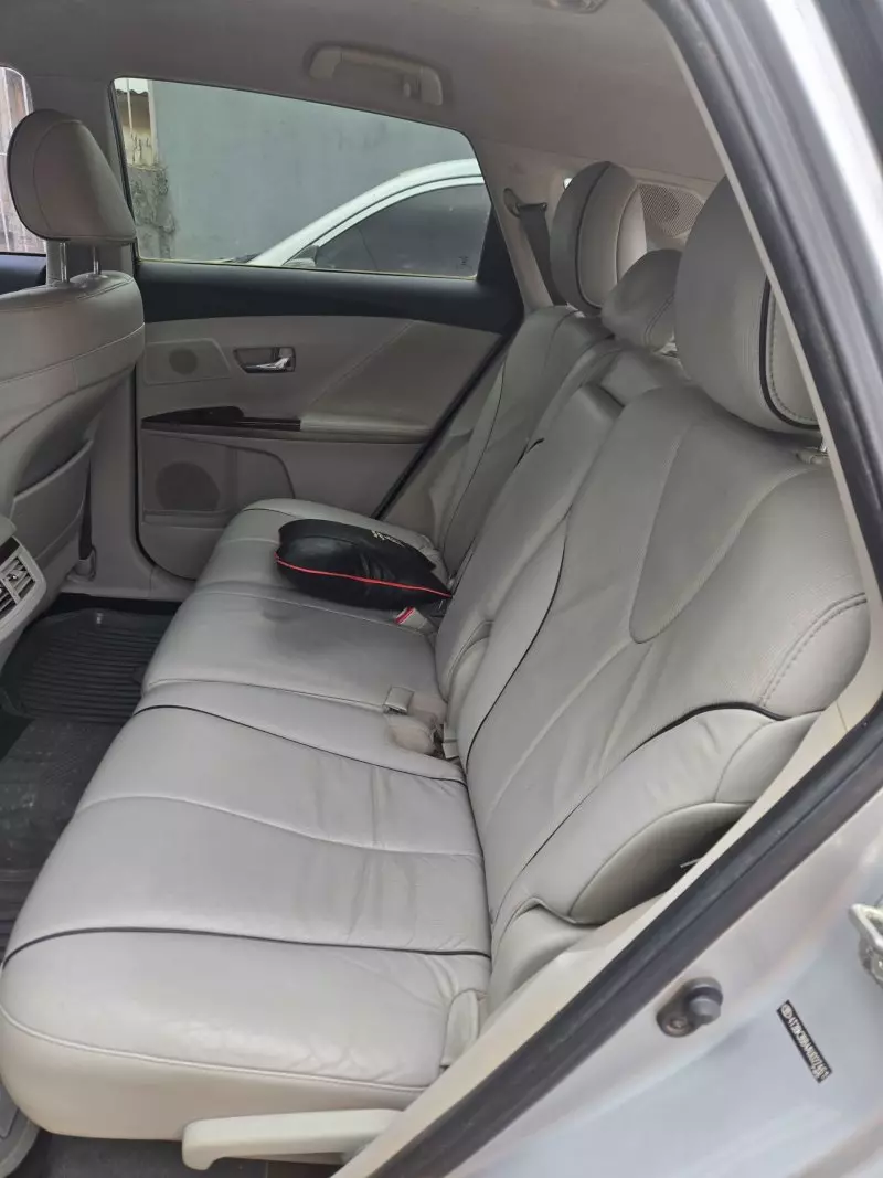 Toyota Venza   - 2010