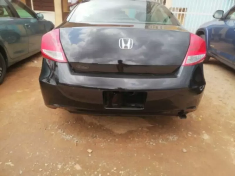 Honda Accord   - 2011