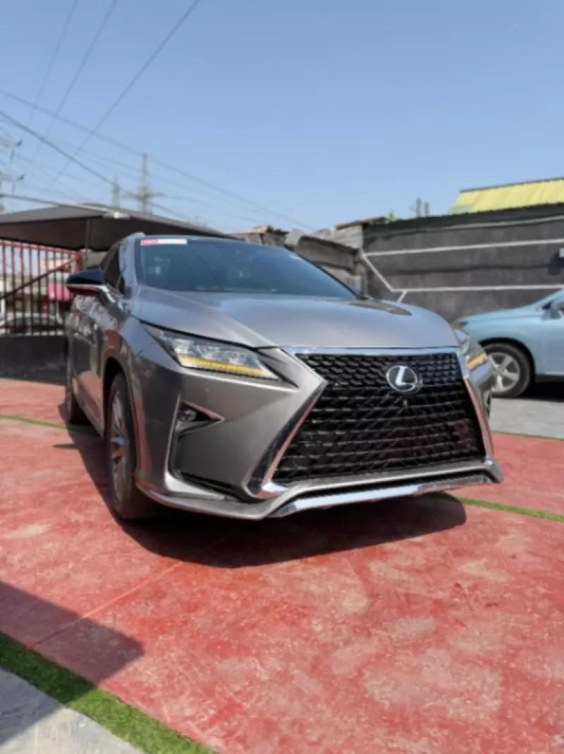 Lexus RX   - 2019