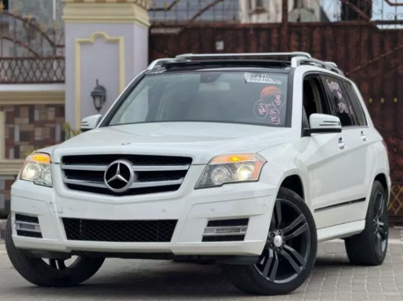 Mercedes-Benz GLK 350   - 2012