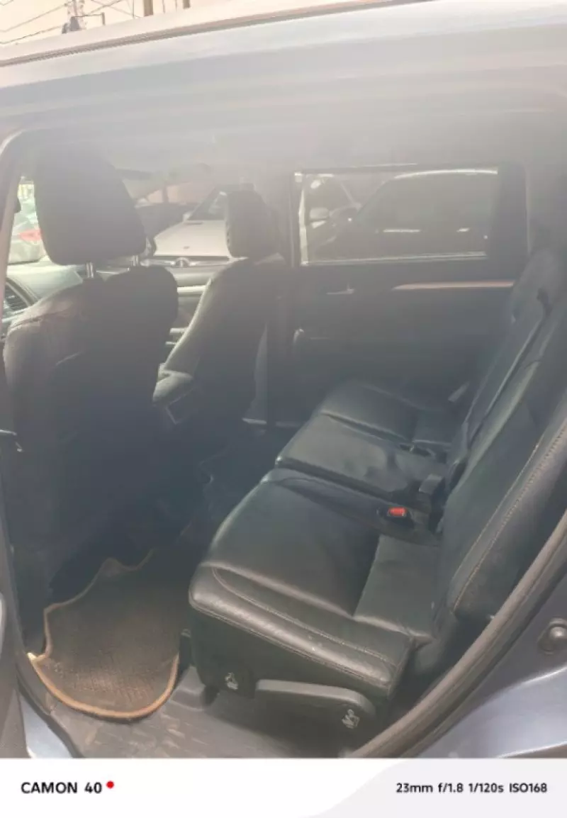 Toyota Highlander   - 2014