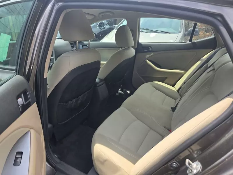 KIA Optima   - 2012