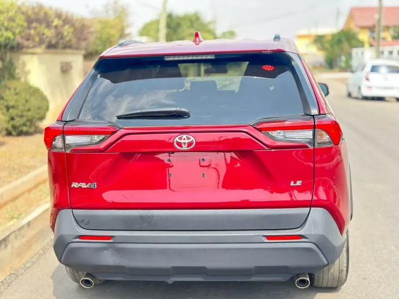 Toyota RAV 4   - 2020