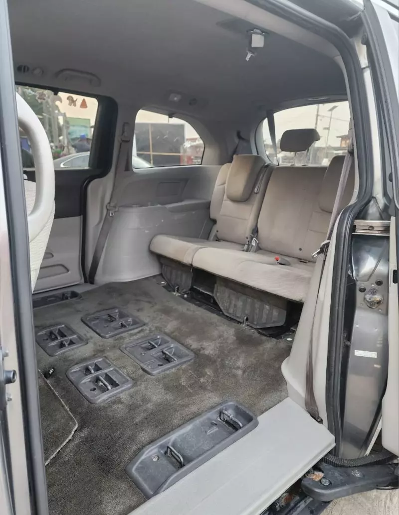 Honda Odyssey   - 2012