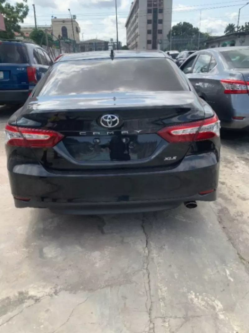 Toyota Camry   - 2019
