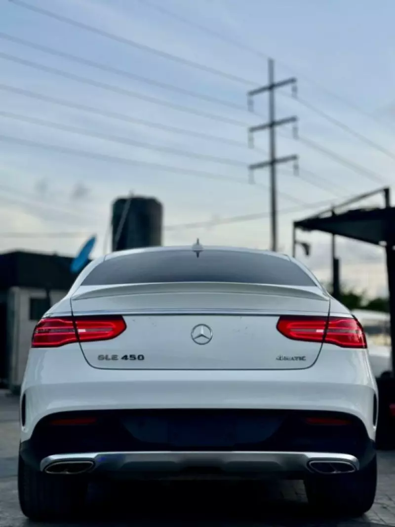 Mercedes-Benz GLE 450   - 2016
