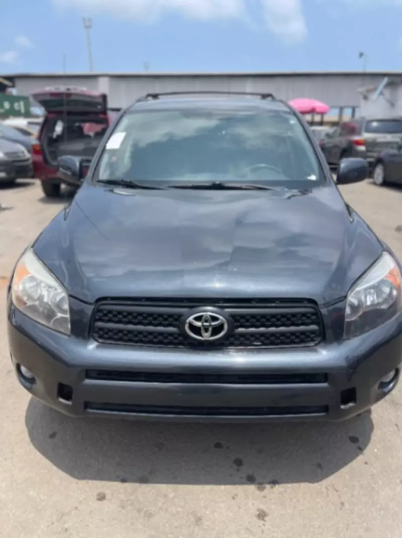 Toyota Rav4   - 2006