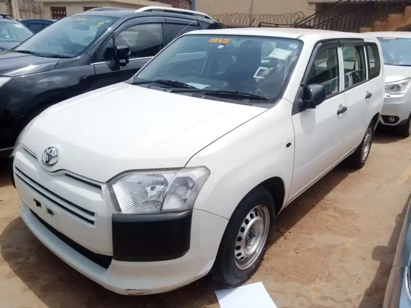 Toyota Succeed    - 2016