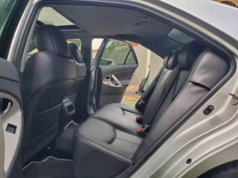 Toyota Camry   - 2009