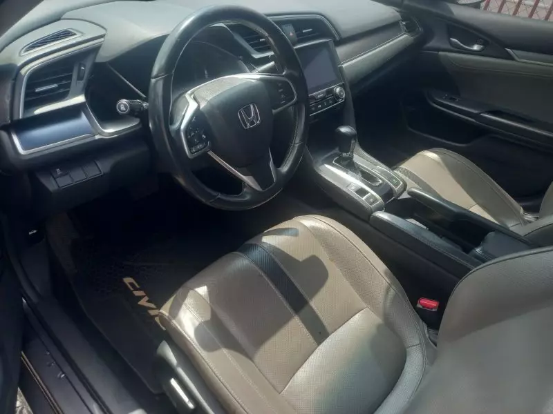 Honda Civic   - 2016