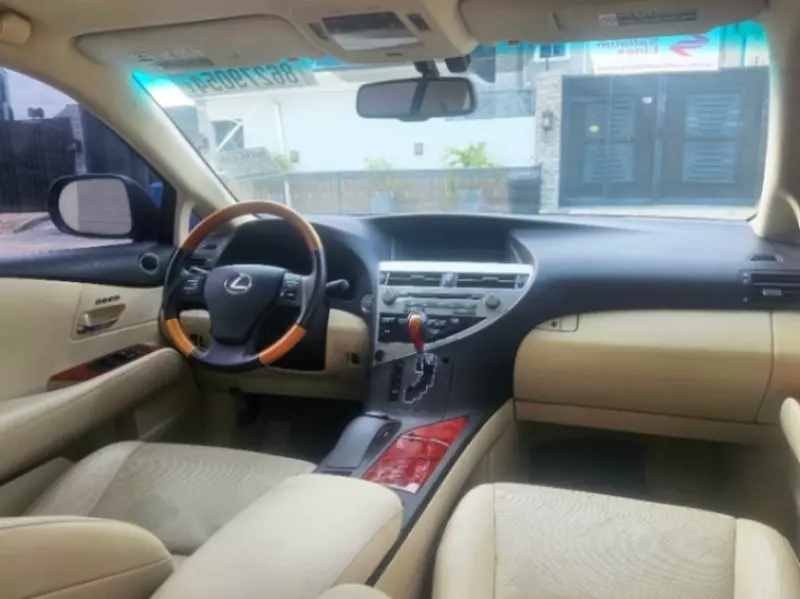 Lexus RX 350   - 2010