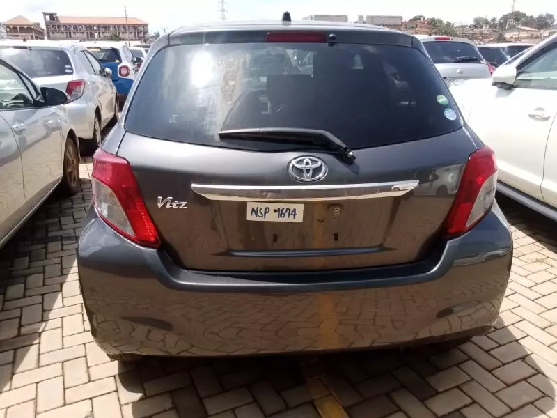 Toyota Vitz   - 2014