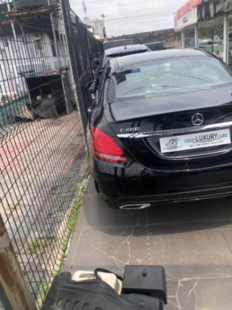 Mercedes-Benz C400   - 2016