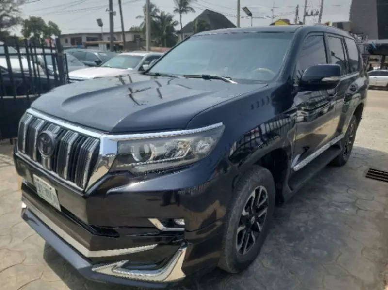 Toyota Landcruiser Prado - 2013