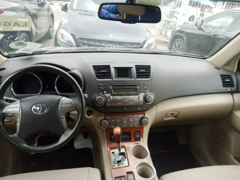 Toyota Highlander   - 2008
