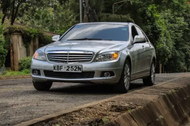 Mercedes-Benz C200   - 2008