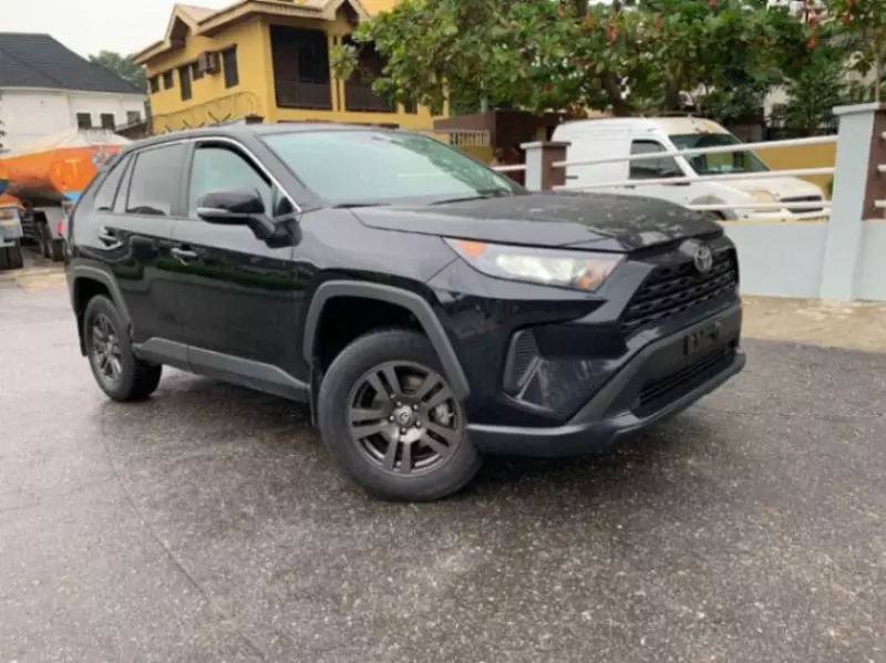Toyota RAV 4   - 2023
