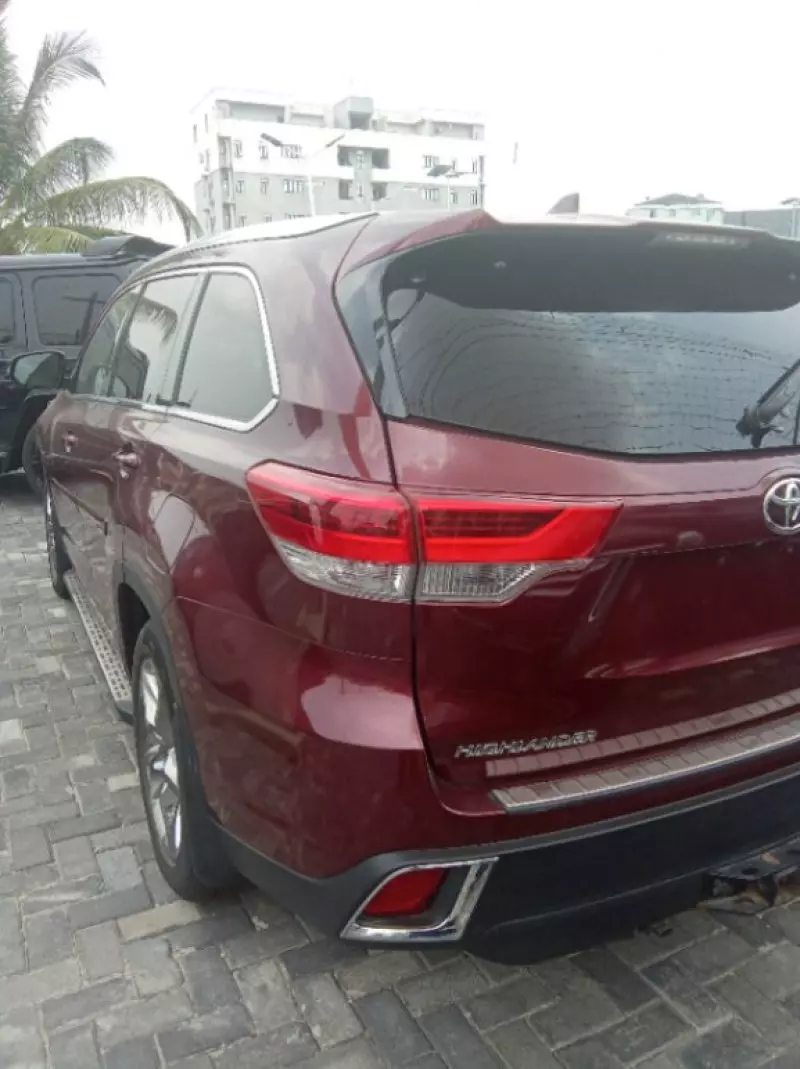 Toyota Highlander - 2017