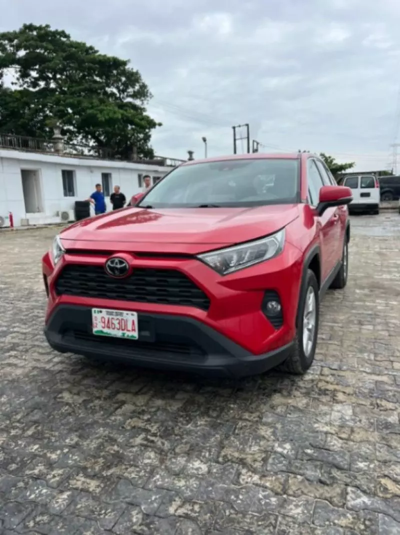 Toyota Rav4   - 2021