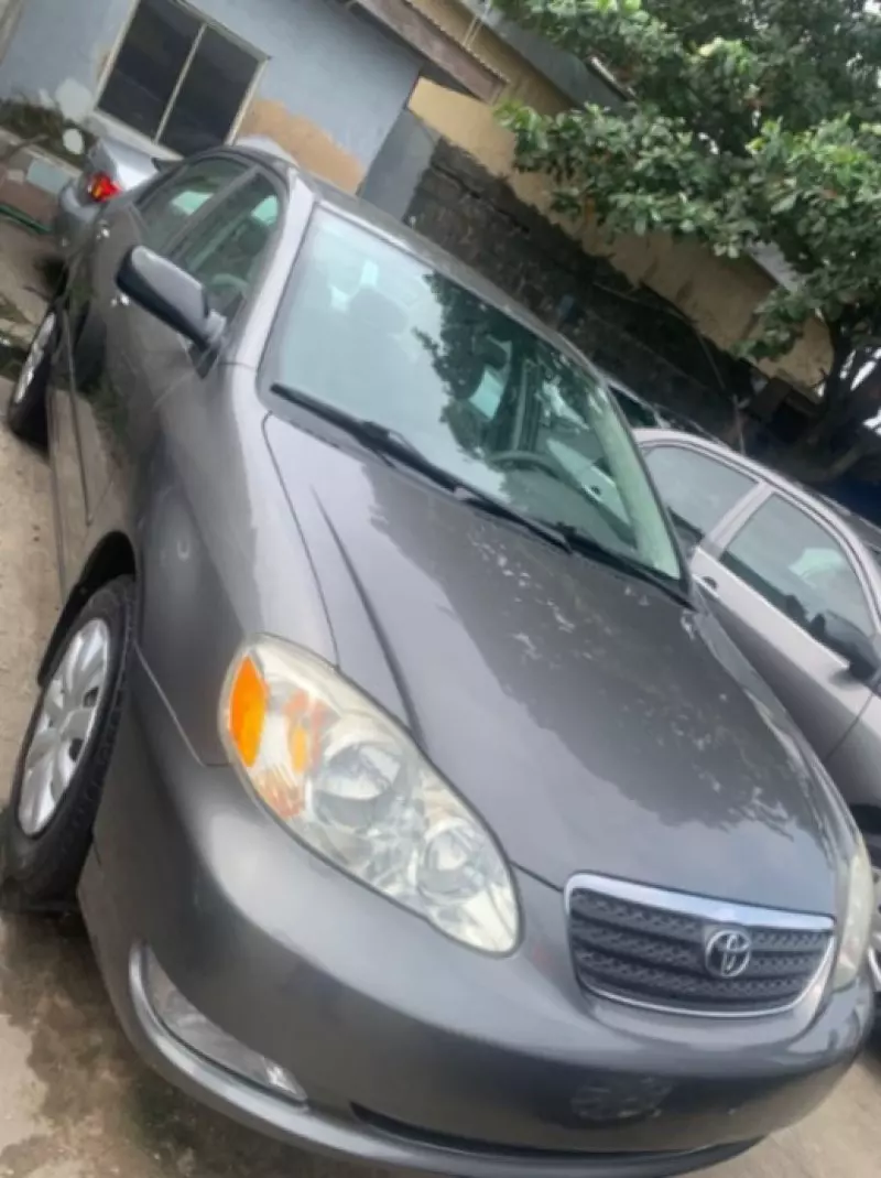 Toyota Corolla   - 2006