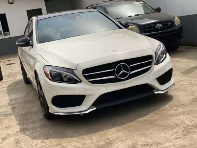 Mercedes-Benz C 300   - 2016