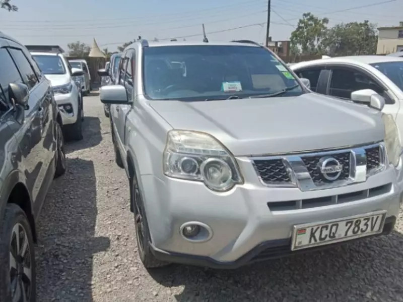 Nissan X-Trail   - 2011