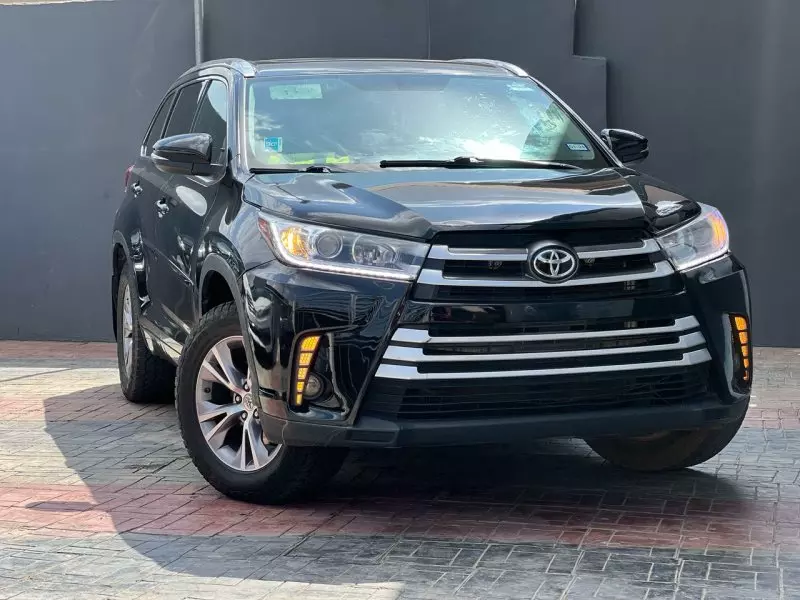Toyota Highlander   - 2015