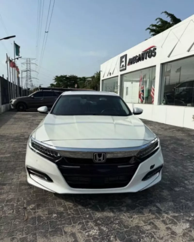 Honda Accord   - 2018