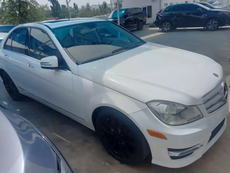 Mercedes-Benz C 250   - 2014